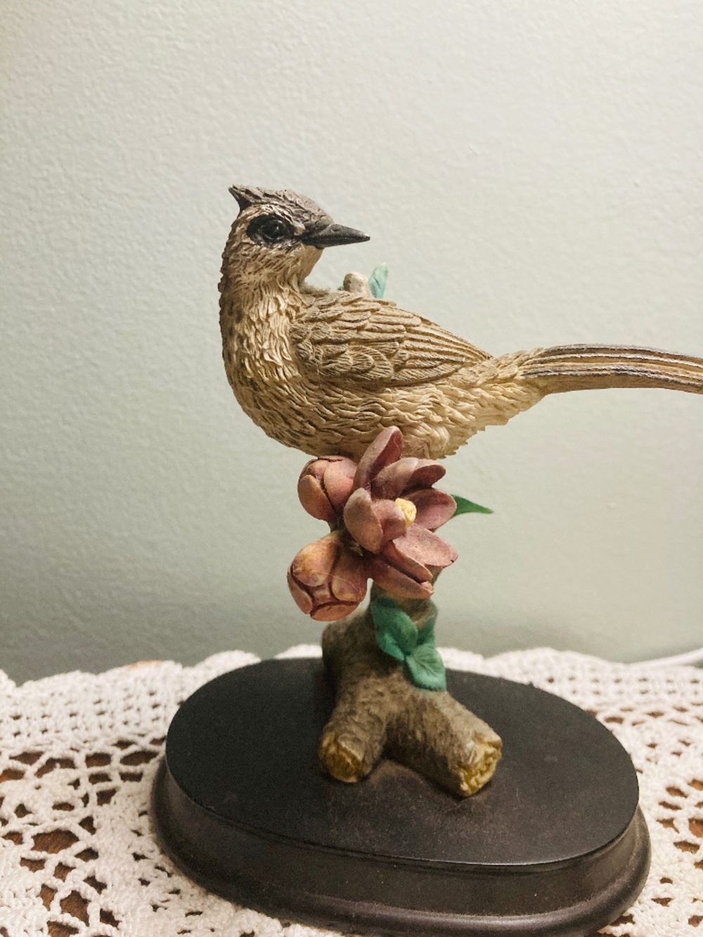 VTG Brown Crested Sparrow Bird Figurine Hand Painted Resin w/ Attached Wood Base